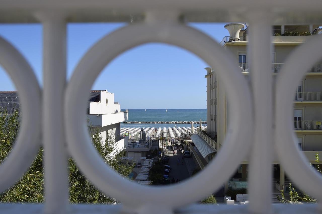 Hotel Des Bains كاتوليكا المظهر الخارجي الصورة