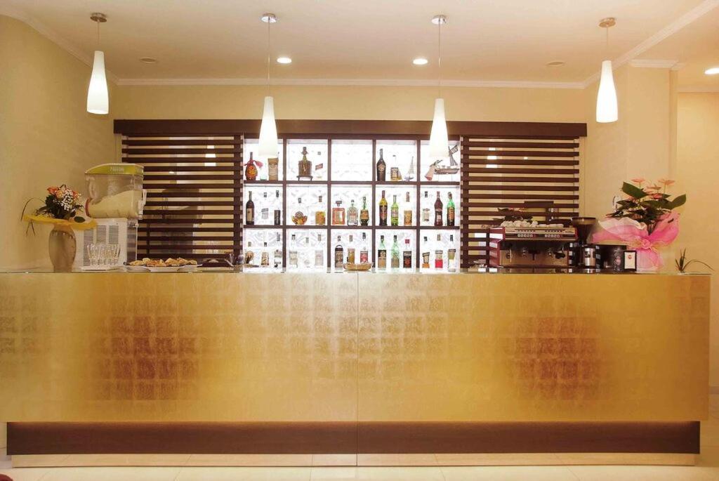 Hotel Des Bains كاتوليكا المظهر الخارجي الصورة