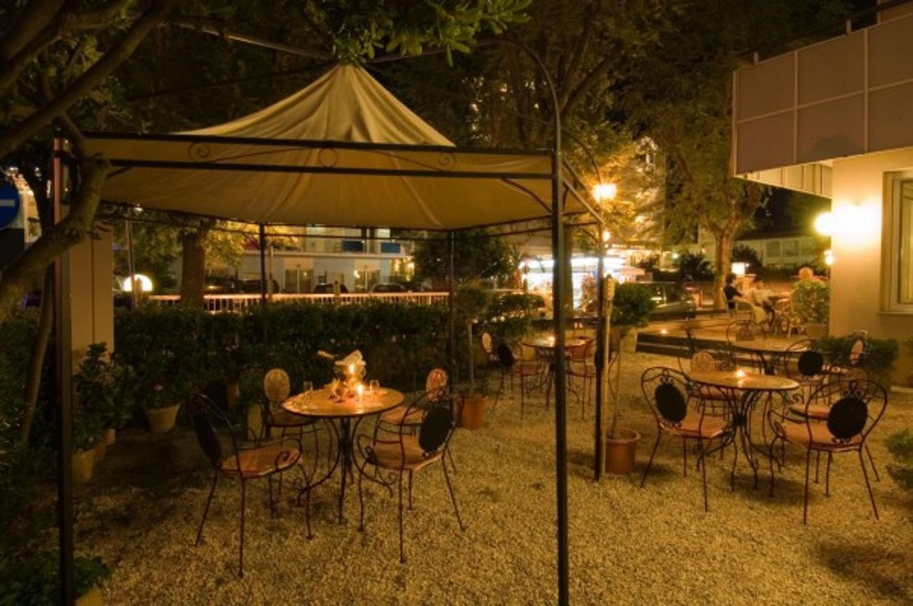 Hotel Des Bains كاتوليكا المظهر الخارجي الصورة